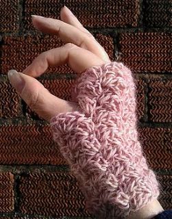 handmade crochet wristwarmers by daisy dumpling