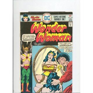 Wonder Woman # 221 (Comic) (Vol. 34) Martin Pasko, Julius Schwartz, Curt Swan, Vince Colletta Books