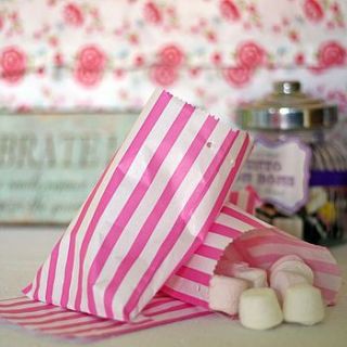 100 stripe candy paper bags by the wedding of my dreams