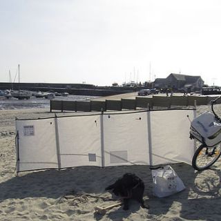 recycled sailcloth windbreak by the reefer sail company