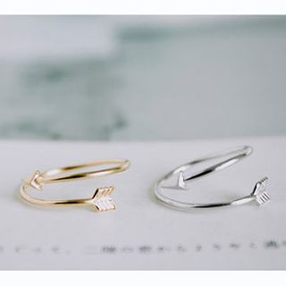 arrow ring by junk jewels