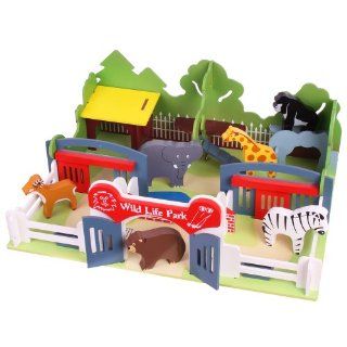 Bigjigs Toys JT104 Heritage Playset Wildlife Park Toys & Games