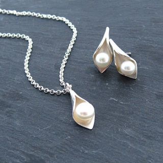 calla lily pendant and studs set by emma kate francis
