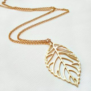 gold leaf outline necklace by belle ami