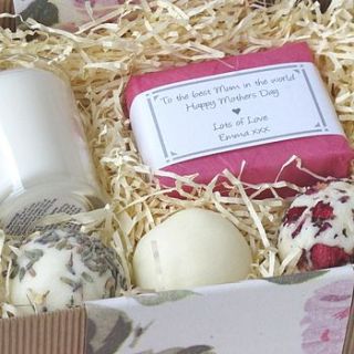 personalised mothers day pamper gift set by aroma candles