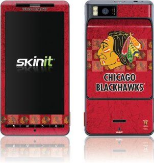 NHL   Vintage   Chicago Blackhawks Vintage   Motorola Droid X   Skinit Skin Cell Phones & Accessories