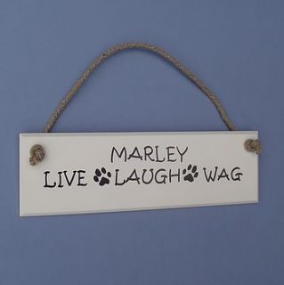 personalised pet plaques by the painted broom company