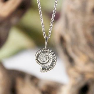 ammonite pendant cast in solid silver by prehistoric presents