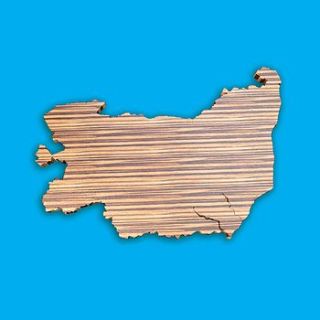 suffolk county shaped chopping board by county choppers