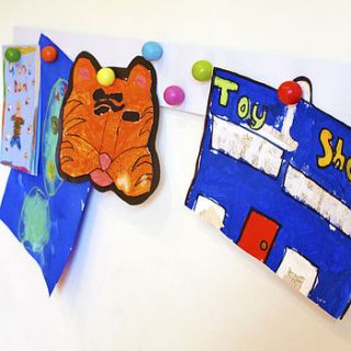 magnetic art & memo holder by artful kids