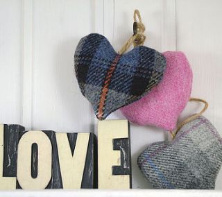 harris tweed hearts  by seahorse