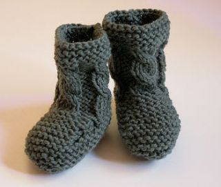 hand knit cable bootie by elloviehandmade