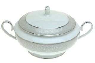 Mikasa Parchment Covered Casserole Kitchen & Dining