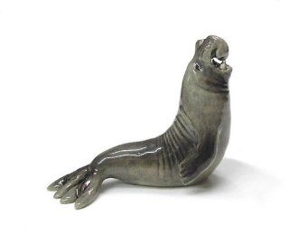 ELEPHANT SEAL Roars New MINIATURE Porcelain NORTHERN ROSE R336   Collectible Figurines