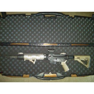 Plano Single Scoped or Double Non Scoped Rifle Case  Hard Rifle Cases  Sports & Outdoors