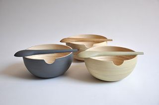 bamboo serving bowl and spoon set by e side