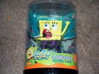 2003 Nickelodeon Spongebob Squarepants 3" Collectible Figure   Rock Star   By Applause Toys & Games