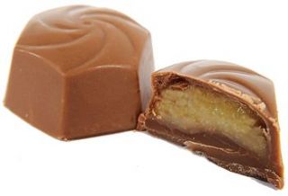 lizzy boozy advocaat in milk chocolate by martin's chocolatier