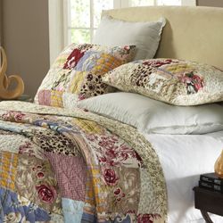 Cottage Home Fay Floral Patchwork 3 piece Quilt Set Ivory Size King