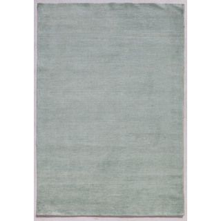 Hand knotted Blue Solid Pattern Wool/ Silk Rug (5 X 8)