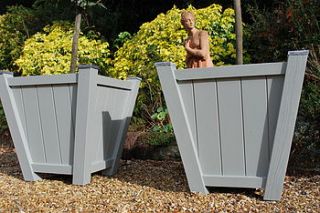 chalfont garden planter by sandman planters