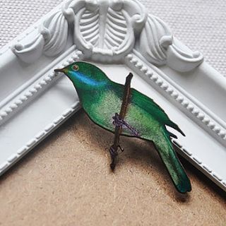 green wooden bird brooch by artysmarty