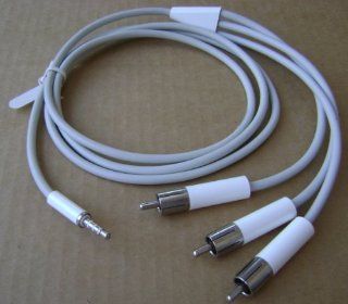 Apple 591 0226 A/V Audio Video Cable for iPod Photo (iPod 4G)   Connects to a universal dock  