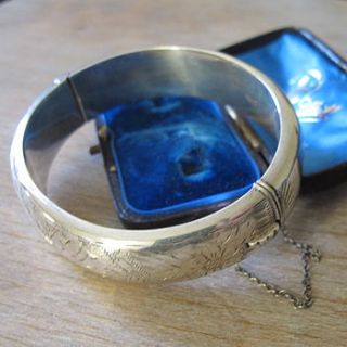 vintage 1964 floral etched bangle by ava mae designs