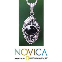 Sterling Silver 'Nest Of Lilies' Onyx Flower Necklace (Indonesia) Novica Necklaces