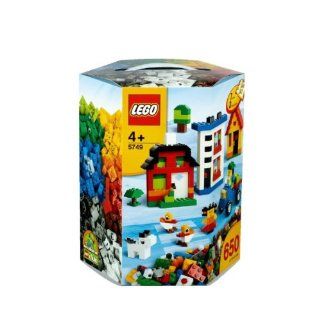 LEGO Creative Building Kit, 650 pieces 5749 Toys & Games