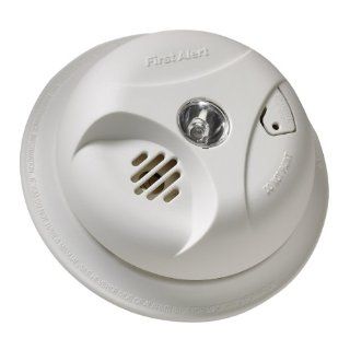 First Alert SA304CN3 Smoke Alarm with Escape Light   Smoke Detectors  