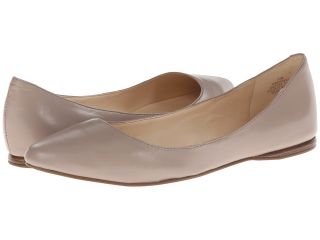 Nine West SpeakUp Womens Dress Flat Shoes (Taupe)