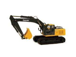 150 John Deere 200D LC Excavator Toys & Games