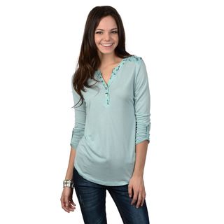 Hailey Jeans Co Hailey Jeans Co. Juniors Button Detail Roll up Sleeve Top Green Size S (1  3)