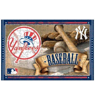 MLB New York Yankees 150 Piece Team Puzzle  Jigsaw Puzzles  Sports & Outdoors