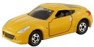 Takara Tomy Nissan Fairlady Z Dark Yellow #055 8 1 Toys & Games