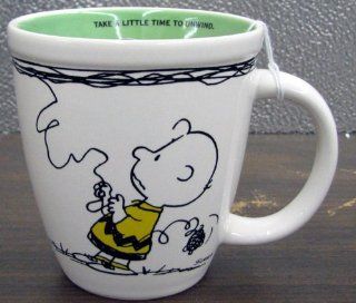 Hallmark Snoopy PAJ4419 Charlie Brown and Snoopy Kite Mug  Peanuts Mug  