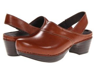Dansko Pearl Womens Clog Shoes (Tan)