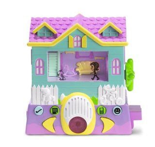 Pixel Chix Babysitter Teal House with Purple Vase Toys & Games