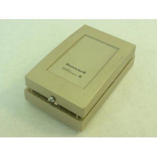 Thermostat and Transmitter Module, Must order T7047C, G or T7022A separately Programmable Household Thermostats