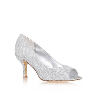 Nine West Silver quinty22 mid heel court shoes