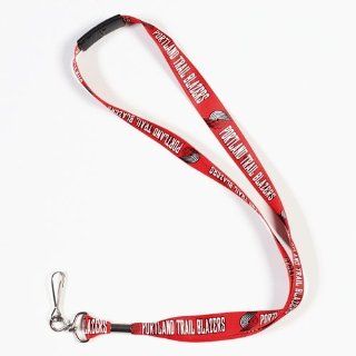 PORTLAND TRAIL BLAZERS OFFICIAL LOGO LANYARD KEYCHAIN  Sports Related Key Chains  Sports & Outdoors