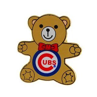Chicago Cubs Teddy Bear Souvenir Pin  Sports Related Pins  Sports & Outdoors