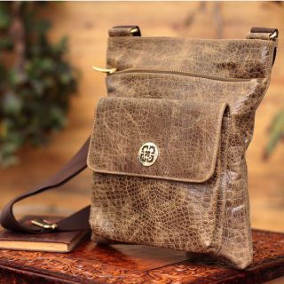 Handcrafted Leather Mancora Traveler Messenger Bag (Peru)   17274434