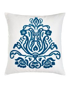 Veranda Pillow with Rice Stitch Medallion, 18Sq.