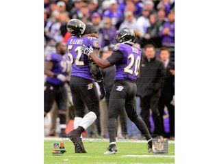 Ray Lewis & Ed Reed walk off the field together for the last time during Lewis' final game in Baltimore, January 6, 2013